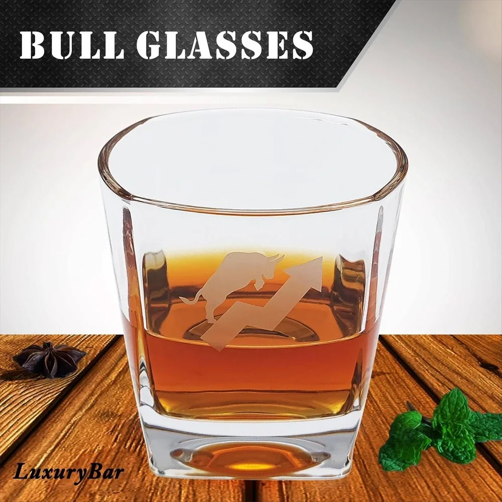 LuxuryBar Stock Market Whiskey Decanter Set Bull and Bear Finance Gift for Men